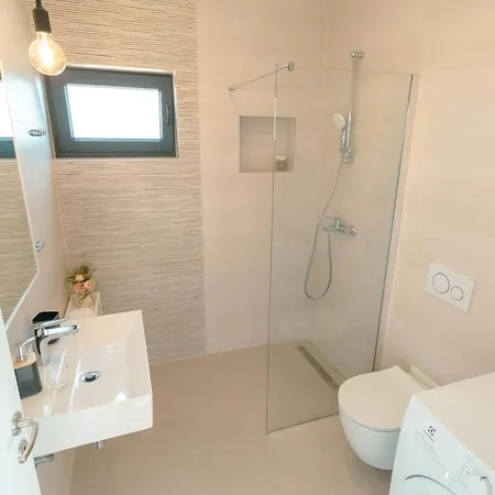 Pava Villa *
